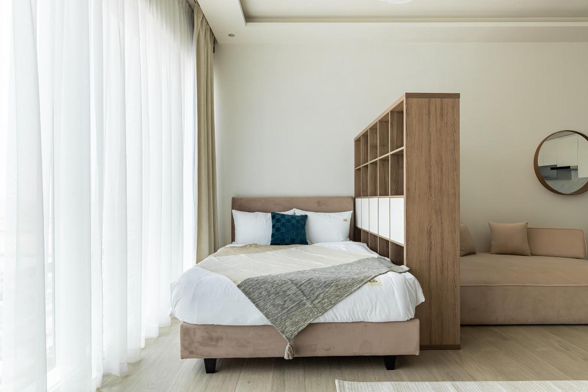 Spacious Medore Tower