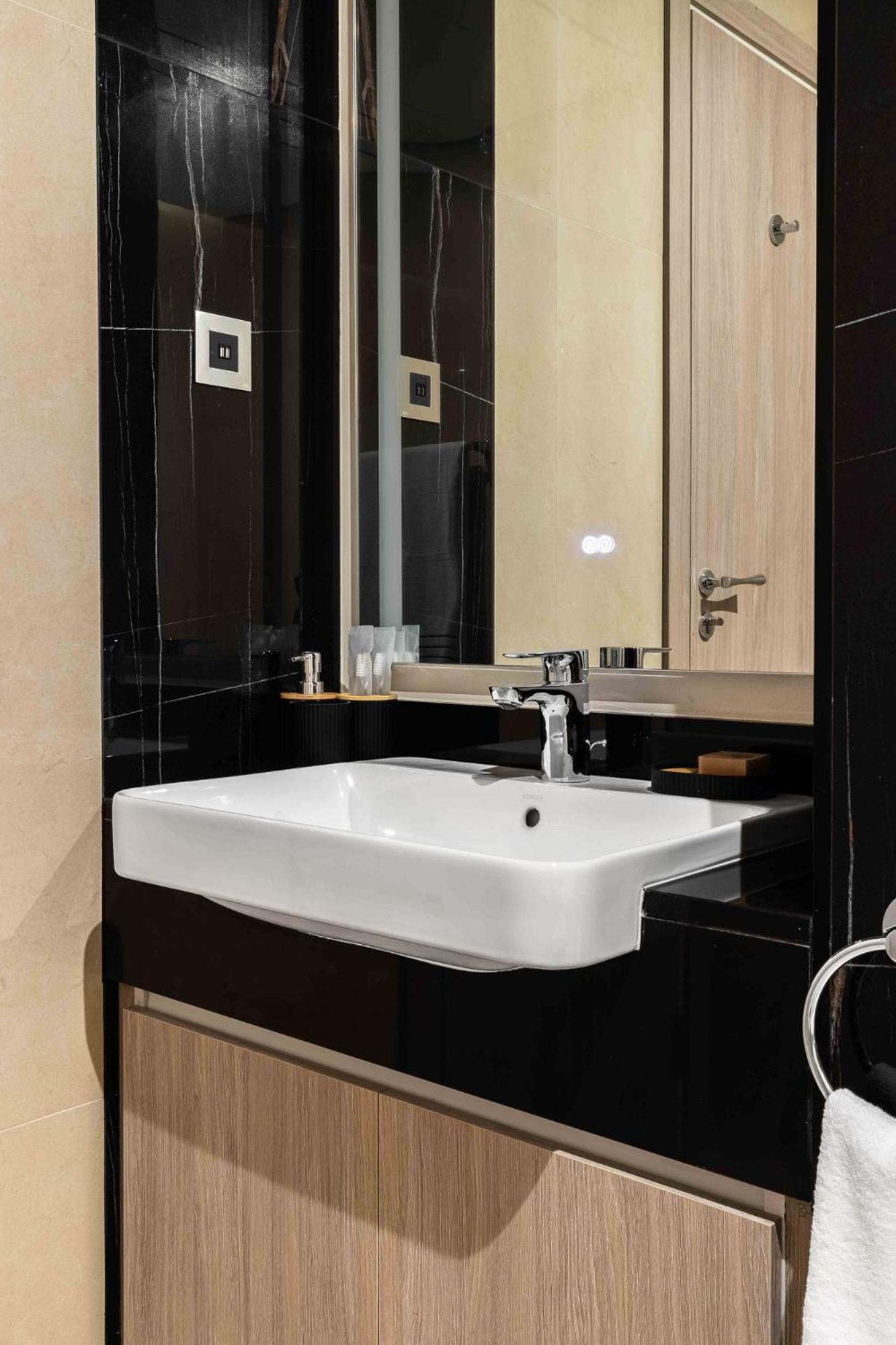 Spacious Medore Tower Apartment Dubai